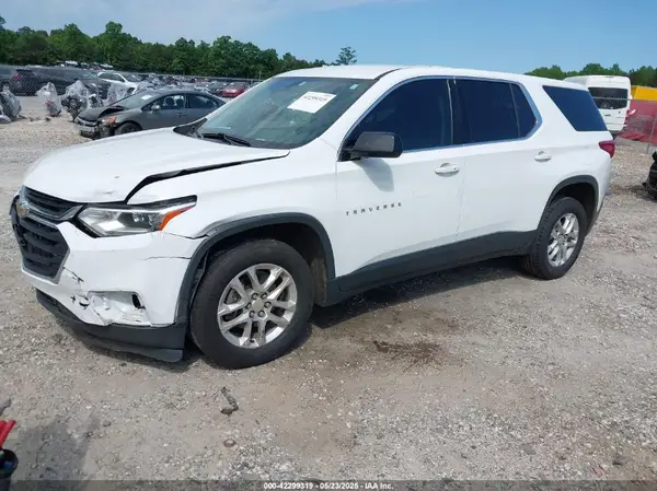 1GNERFKW8KJ321367 2019 CHEVROLET TRAVERSE - Image 2