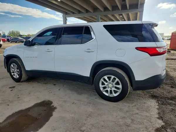 1GNERFKW8LJ177174 2020 CHEVROLET TRAVERSE - Image 2