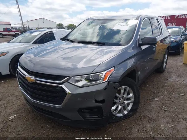 1GNERFKW8LJ224963 2020 CHEVROLET TRAVERSE - Image 2