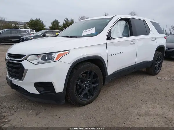 1GNERFKW8MJ100516 2021 CHEVROLET TRAVERSE - Image 2
