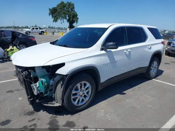 1GNERFKW8MJ266373 2021 CHEVROLET TRAVERSE - Image 2