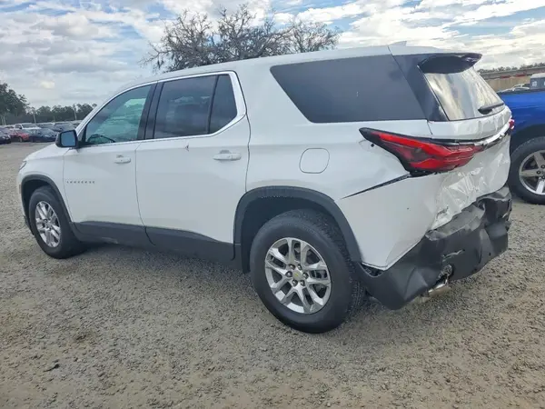 1GNERFKW8NJ155243 2022 CHEVROLET TRAVERSE - Image 2