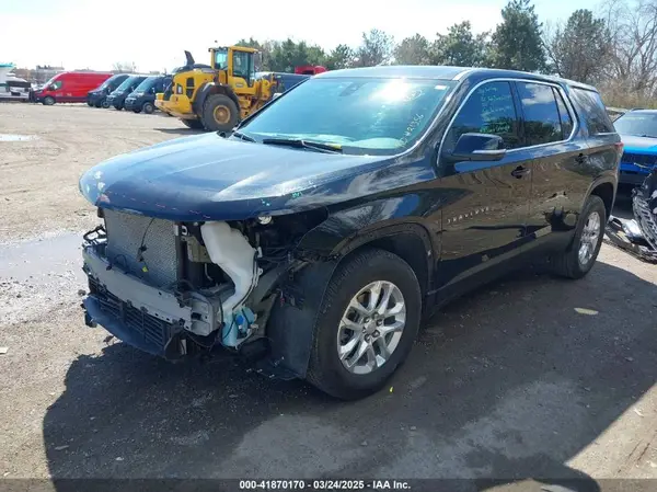 1GNERFKW8PJ152104 2023 CHEVROLET TRAVERSE - Image 2