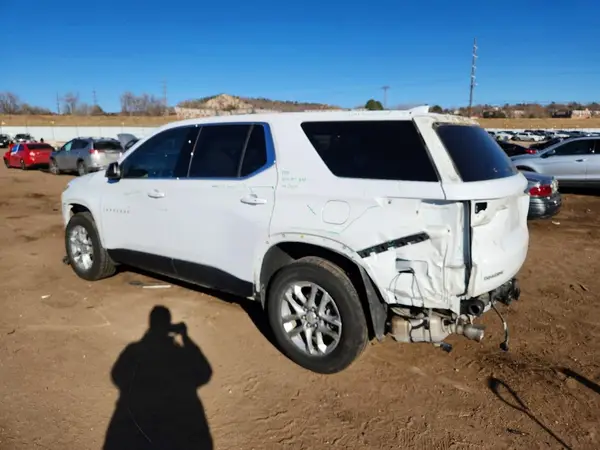 1GNERFKW8PJ173065 2023 CHEVROLET TRAVERSE - Image 2