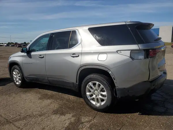 1GNERFKW8PJ228825 2023 CHEVROLET TRAVERSE - Image 2