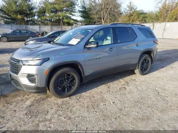 1GNERFKW8PJ239968 2023 CHEVROLET TRAVERSE - Image 2