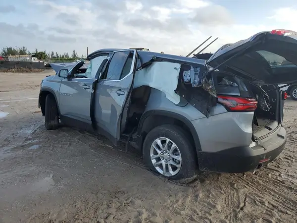 1GNERFKW8PJ255362 2023 CHEVROLET TRAVERSE - Image 2