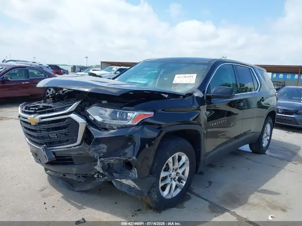 1GNERFKW9JJ106627 2018 CHEVROLET TRAVERSE - Image 2