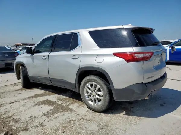 1GNERFKW9JJ110256 2018 CHEVROLET TRAVERSE - Image 2