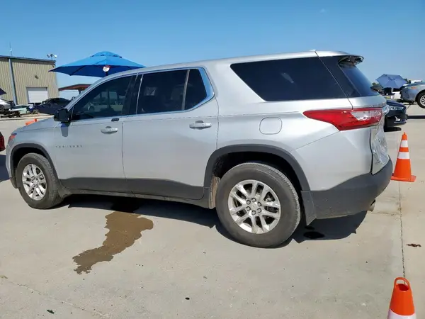 1GNERFKW9JJ143404 2018 CHEVROLET TRAVERSE - Image 2