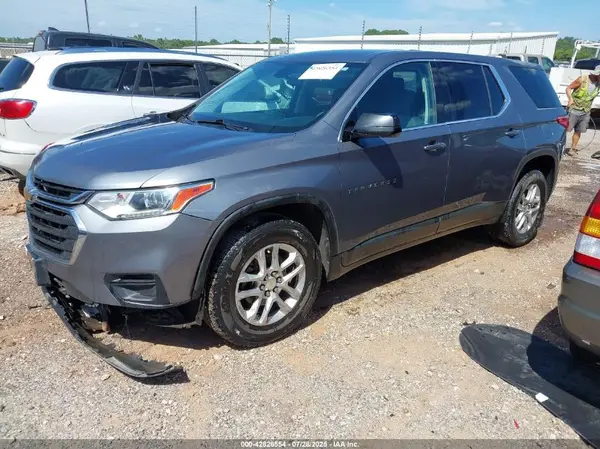 1GNERFKW9JJ175091 2018 CHEVROLET TRAVERSE - Image 2