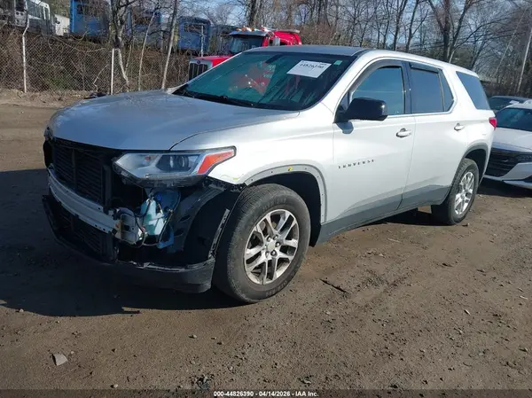 1GNERFKW9JJ190299 2018 CHEVROLET TRAVERSE - Image 2