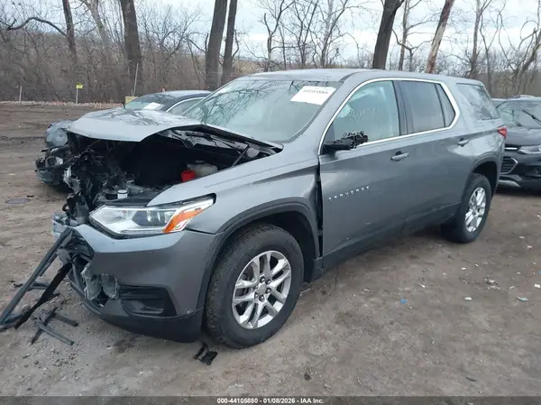 1GNERFKW9JJ193137 2018 CHEVROLET TRAVERSE - Image 2
