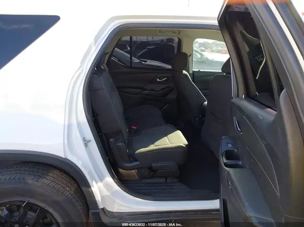 1GNERFKW9JJ255121 2018 CHEVROLET TRAVERSE - Image 8