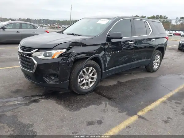 1GNERFKW9JJ270069 2018 CHEVROLET TRAVERSE - Image 2