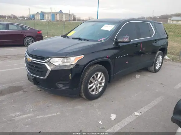 1GNERFKW9KJ128757 2019 CHEVROLET TRAVERSE - Image 2