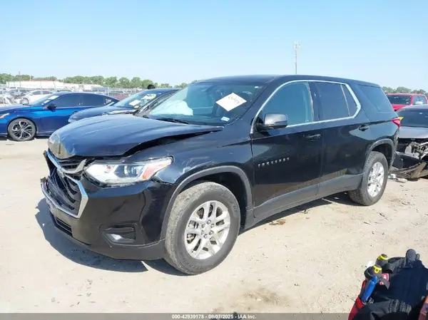 1GNERFKW9KJ156168 2019 CHEVROLET TRAVERSE - Image 2