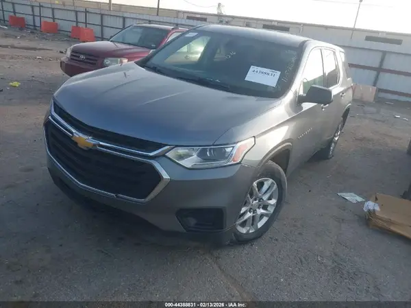 1GNERFKW9KJ164318 2019 CHEVROLET TRAVERSE - Image 2
