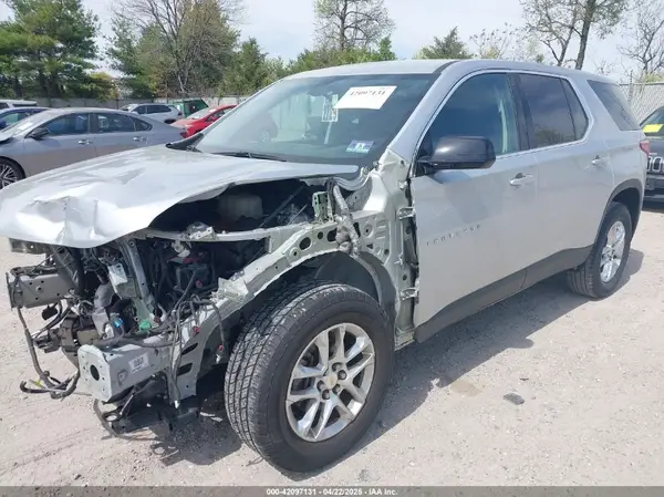 1GNERFKW9KJ266878 2019 CHEVROLET TRAVERSE - Image 2