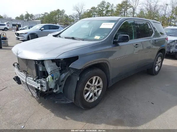 1GNERFKW9KJ287536 2019 CHEVROLET TRAVERSE - Image 2