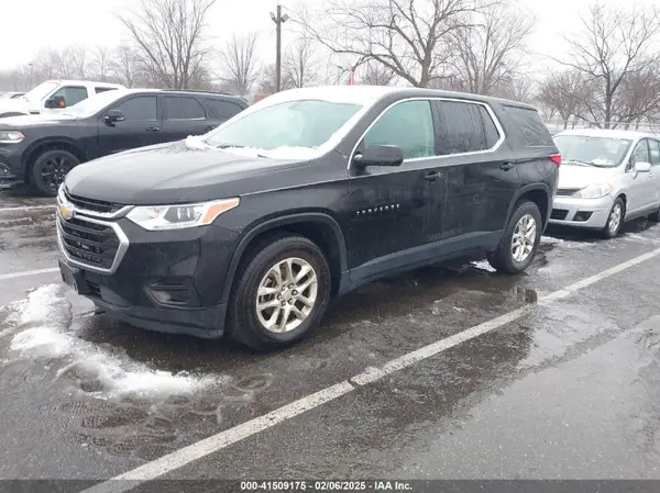 1GNERFKW9LJ121714 2020 CHEVROLET TRAVERSE - Image 2