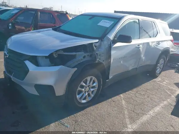 1GNERFKW9LJ316745 2020 CHEVROLET TRAVERSE - Image 2
