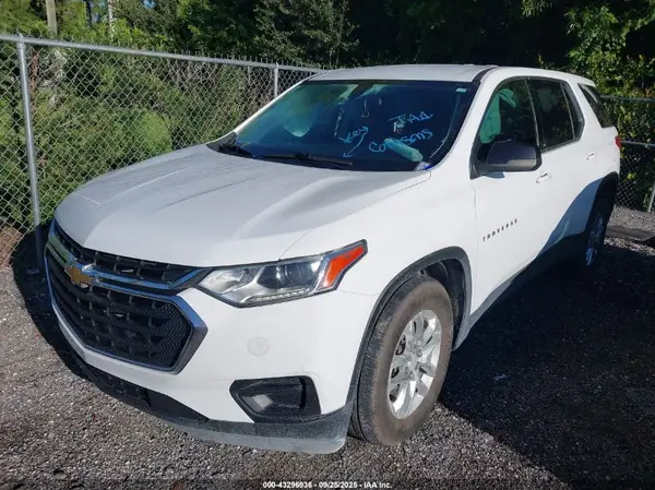 1GNERFKW9MJ137770 2021 CHEVROLET TRAVERSE - Image 2