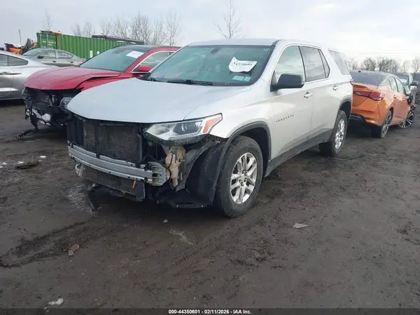 1GNERFKW9MJ174107 2021 CHEVROLET TRAVERSE - Image 2