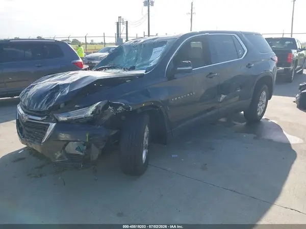 1GNERFKW9PJ334989 2023 CHEVROLET TRAVERSE - Image 2