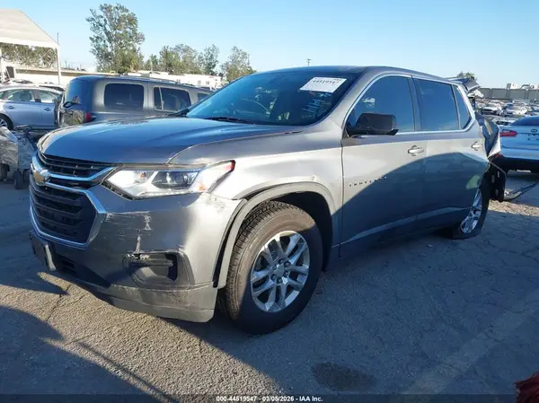 1GNERFKWXKJ118061 2019 CHEVROLET TRAVERSE - Image 2