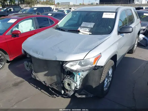 1GNERFKWXKJ179720 2019 CHEVROLET TRAVERSE - Image 2