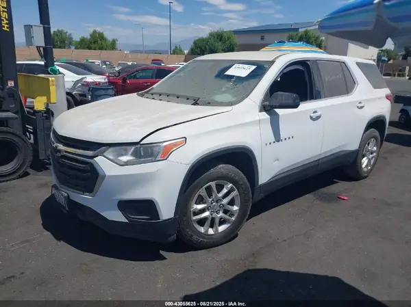 1GNERFKWXKJ240368 2019 CHEVROLET TRAVERSE - Image 2