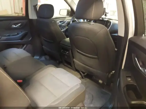1GNERFKWXKJ265772 2019 CHEVROLET TRAVERSE - Image 8