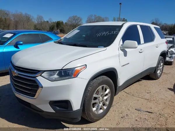 1GNERFKWXKJ286587 2019 CHEVROLET TRAVERSE - Image 2
