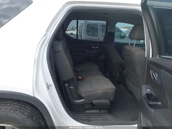 1GNERFKWXKJ299596 2019 CHEVROLET TRAVERSE - Image 8
