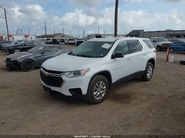 1GNERFKWXLJ165141 2020 CHEVROLET TRAVERSE - Image 2