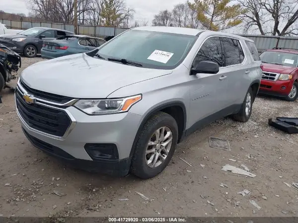 1GNERFKWXLJ168444 2020 CHEVROLET TRAVERSE - Image 2