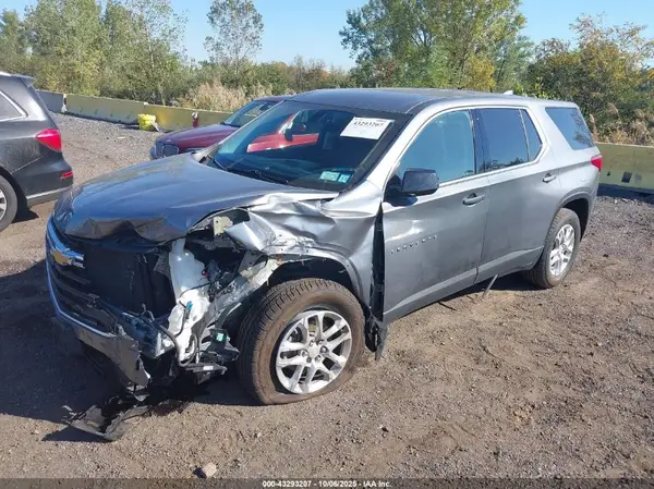 1GNERFKWXLJ188564 2020 CHEVROLET TRAVERSE - Image 2