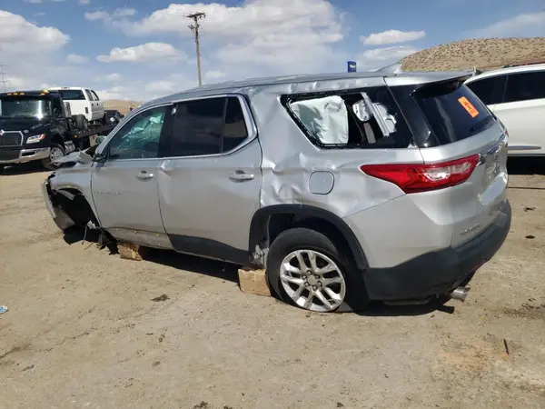 1GNERFKWXLJ262274 2020 CHEVROLET TRAVERSE - Image 2