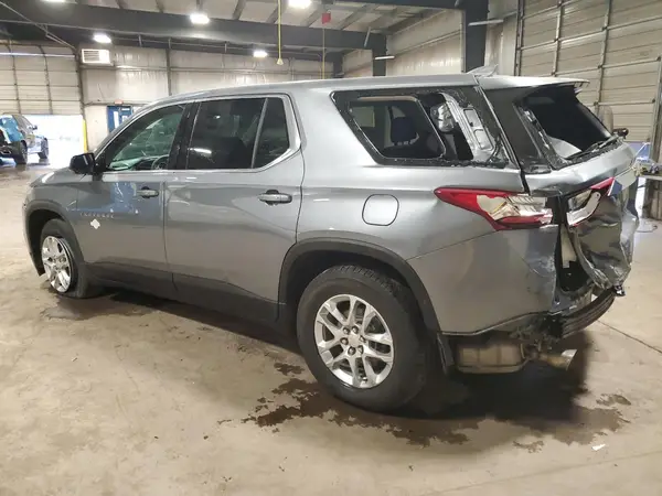 1GNERFKWXLJ303518 2020 CHEVROLET TRAVERSE - Image 2