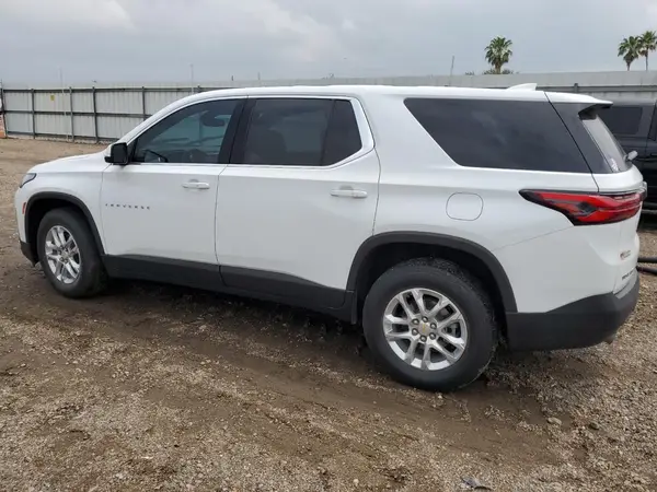 1GNERFKWXPJ241270 2023 CHEVROLET TRAVERSE - Image 2