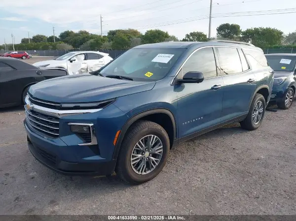 1GNERGKS1RJ202864 2024 CHEVROLET TRAVERSE - Image 2