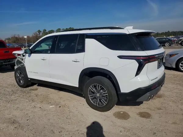 1GNERGKS2TJ122920 2026 CHEVROLET TRAVERSE - Image 2
