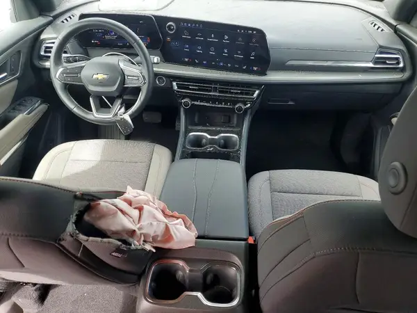 1GNERGKS2TJ238263 2026 CHEVROLET TRAVERSE - Image 8