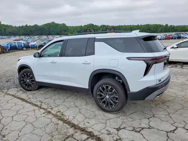 1GNERGKS2TJ248565 2026 CHEVROLET TRAVERSE - Image 2