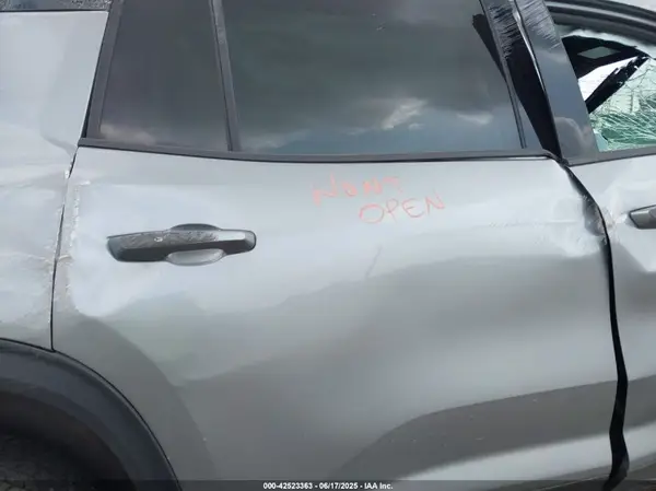 1GNERGKS3RJ143655 2024 CHEVROLET TRAVERSE - Image 8