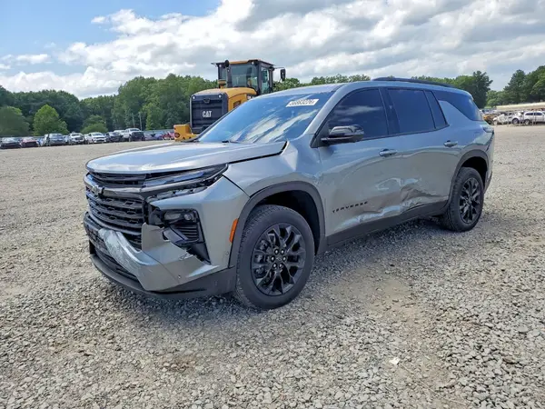 1GNERGKS3TJ272860 2026 CHEVROLET TRAVERSE - Image 1