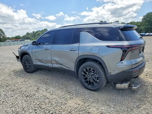 1GNERGKS3TJ272860 2026 CHEVROLET TRAVERSE - Image 2