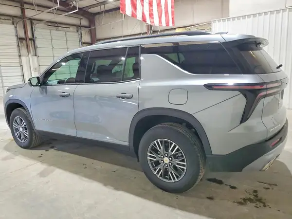 1GNERGKS3TJ299556 2026 CHEVROLET TRAVERSE - Image 2