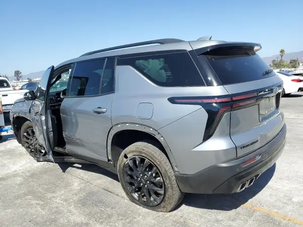 1GNERGKS4RJ176986 2024 CHEVROLET TRAVERSE - Image 2